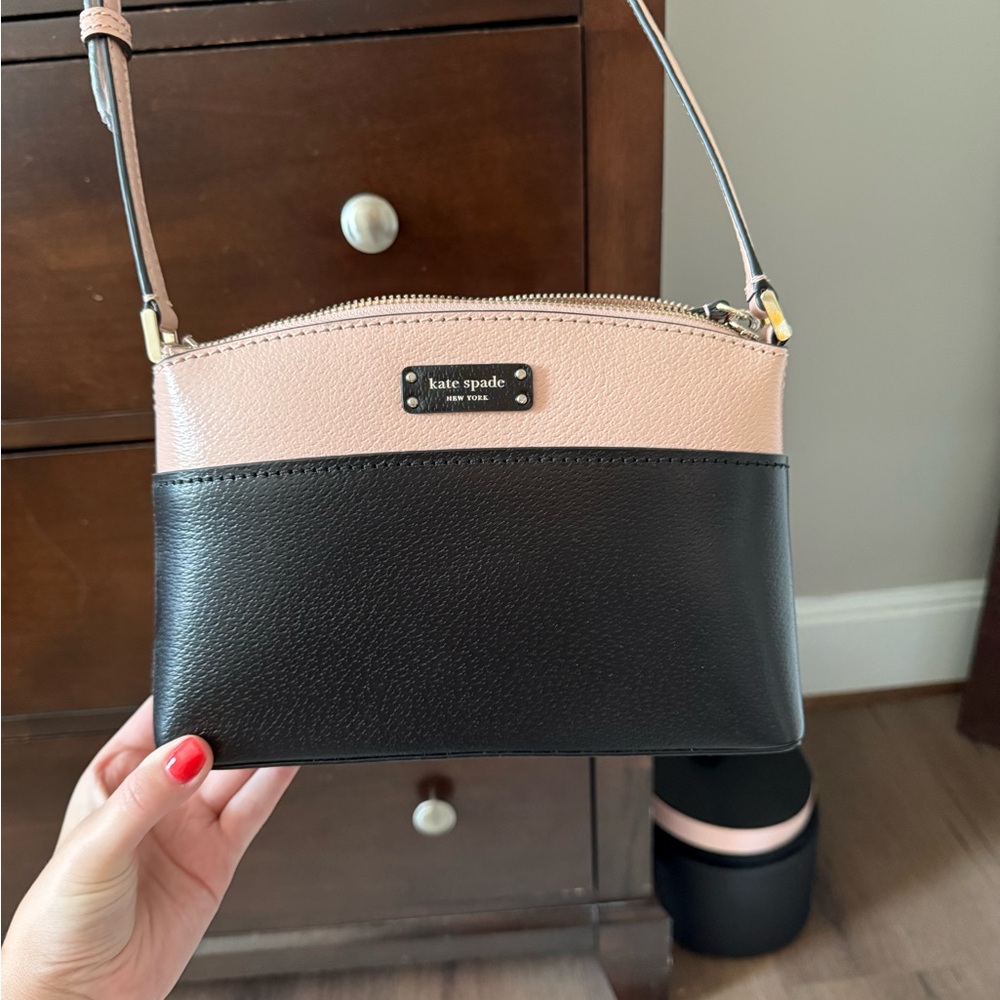 Kate Spade Black and Tan Crossbody Bag